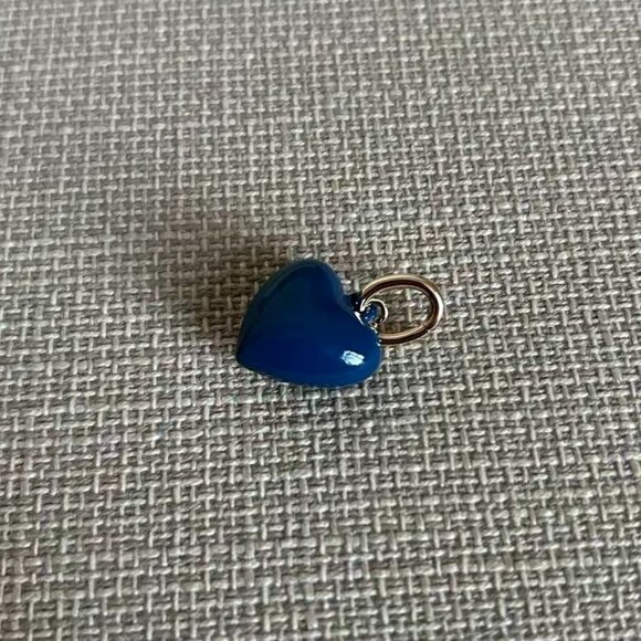 Roxanne Assoulin The Mini Puffy Heart Charms Navy - Picture 2 of 2